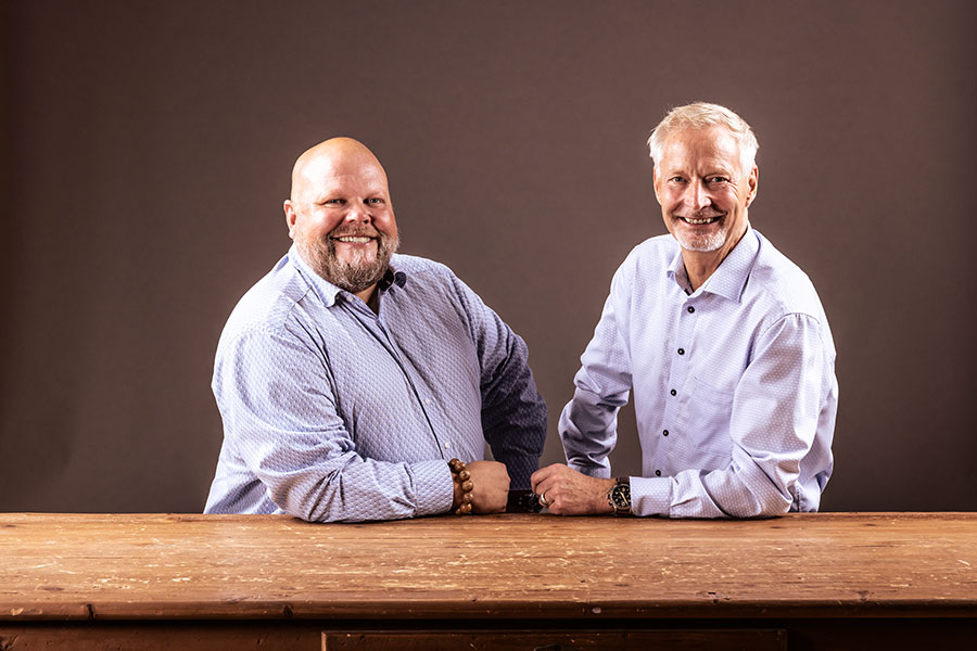 Knigge Coaches